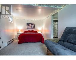 34 KATHRYN CRESCENT - 26