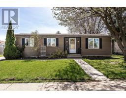 34 KATHRYN CRESCENT - 6