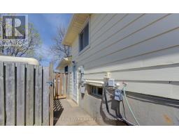 100 JOHANNA DRIVE - 33