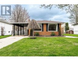 185 MOWAT STREET - 1