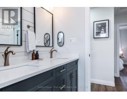 185 MOWAT STREET - 23