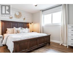 185 MOWAT STREET - 26