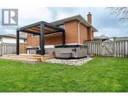 185 MOWAT STREET - 41