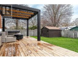 185 MOWAT STREET - 44