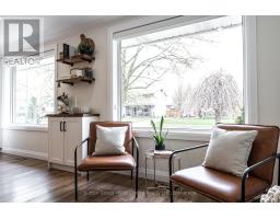 185 MOWAT STREET - 8