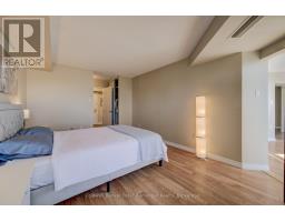 702 - 265 WESTCOURT PLACE - 30