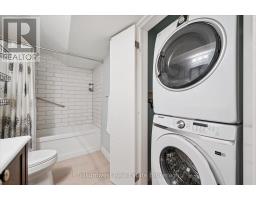 13 RANDELL DRIVE - 33