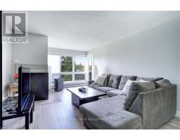 402 - 5 JACKSWAY CRESCENT - 13