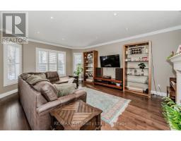 252 EDGEWATER CRESCENT - 17