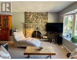12 STARK STREET - 34