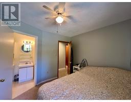 12 STARK STREET - 40