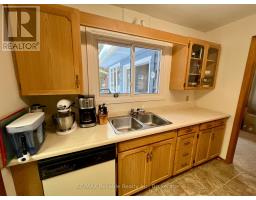 12 STARK STREET - 44