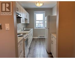 256 HURON ROAD - 20