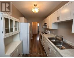 256 HURON ROAD - 25