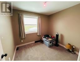 660 GLORIA STREET - 17