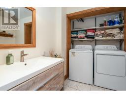 209 HAMILTON STREET W - 35