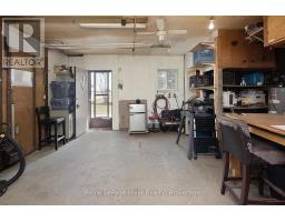 229 BEECH STREET - 31