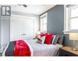 11 DALY AVENUE - 16