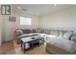 28 ANDERSON STREET - 17