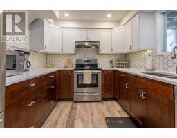 28 ANDERSON STREET - 23