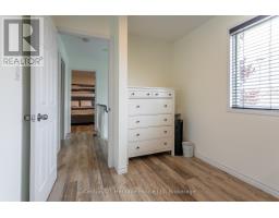 28 ANDERSON STREET - 9
