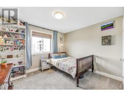 82 FRASER DRIVE - 19