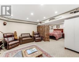 82 FRASER DRIVE - 24