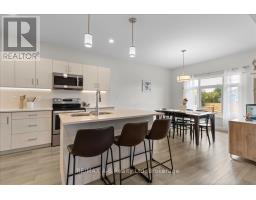 98 ROWE AVENUE - 6