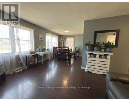 27 TORONTO BOULEVARD - 5