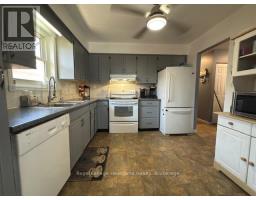 27 TORONTO BOULEVARD - 7