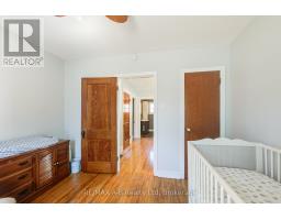 108 LOVEYS STREET E - 27