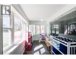 108 LOVEYS STREET E - 6