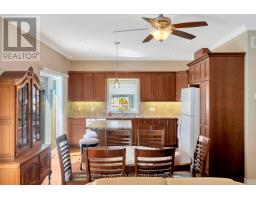 3 - 855 WALLACE AVENUE S - 20