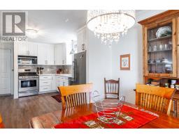 68 GREENWOOD DRIVE - 12
