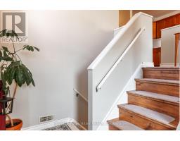 18 GEMMELL COURT - 5