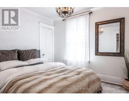 168 HURON STREET - 12