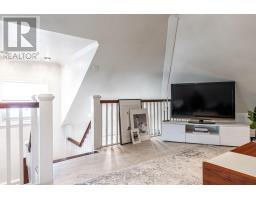 168 HURON STREET - 22