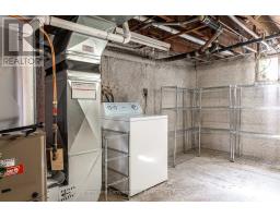 168 HURON STREET - 39