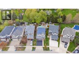 108 SKIPTON CRESCENT - 3