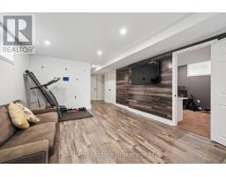 108 SKIPTON CRESCENT - 31