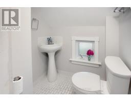 201 QUEEN STREET - 12