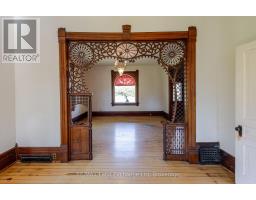 484 QUEEN STREET - 19