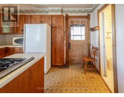 484 QUEEN STREET - 21