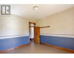 484 QUEEN STREET - 30