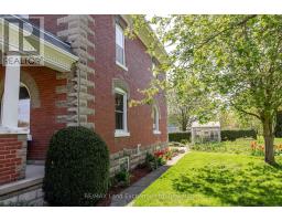 484 QUEEN STREET - 37