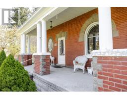 484 QUEEN STREET - 6