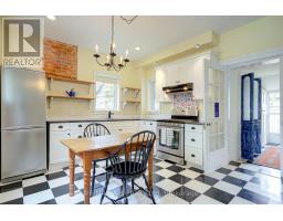 258 DOURO STREET - 24