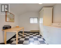 258 DOURO STREET - 28