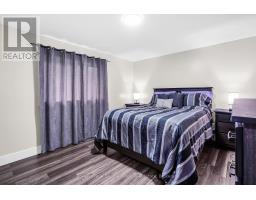 717 AINLEY STREET - 23