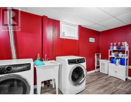 717 AINLEY STREET - 36